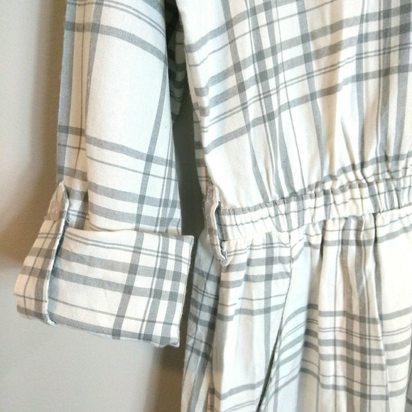 4/$20 DE COLLECTION ◾ Button Dow Midi Dress - Picture 3 of 6